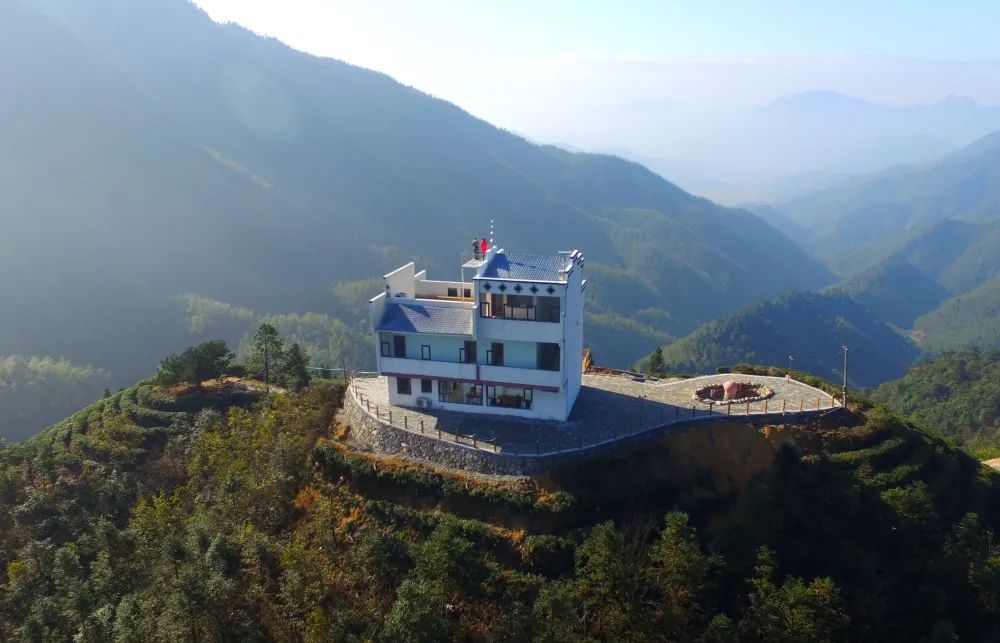 一起约“惠”吧！@上海、全国的游客朋友们，春日游鹰潭优惠来袭