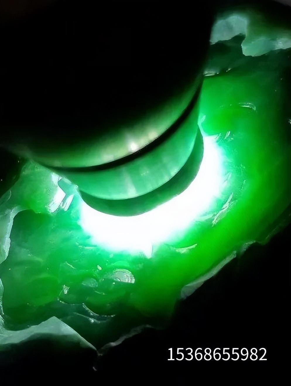 收藏级帕敢翡翠冰糯种,缅甸翡翠冰底飘绿