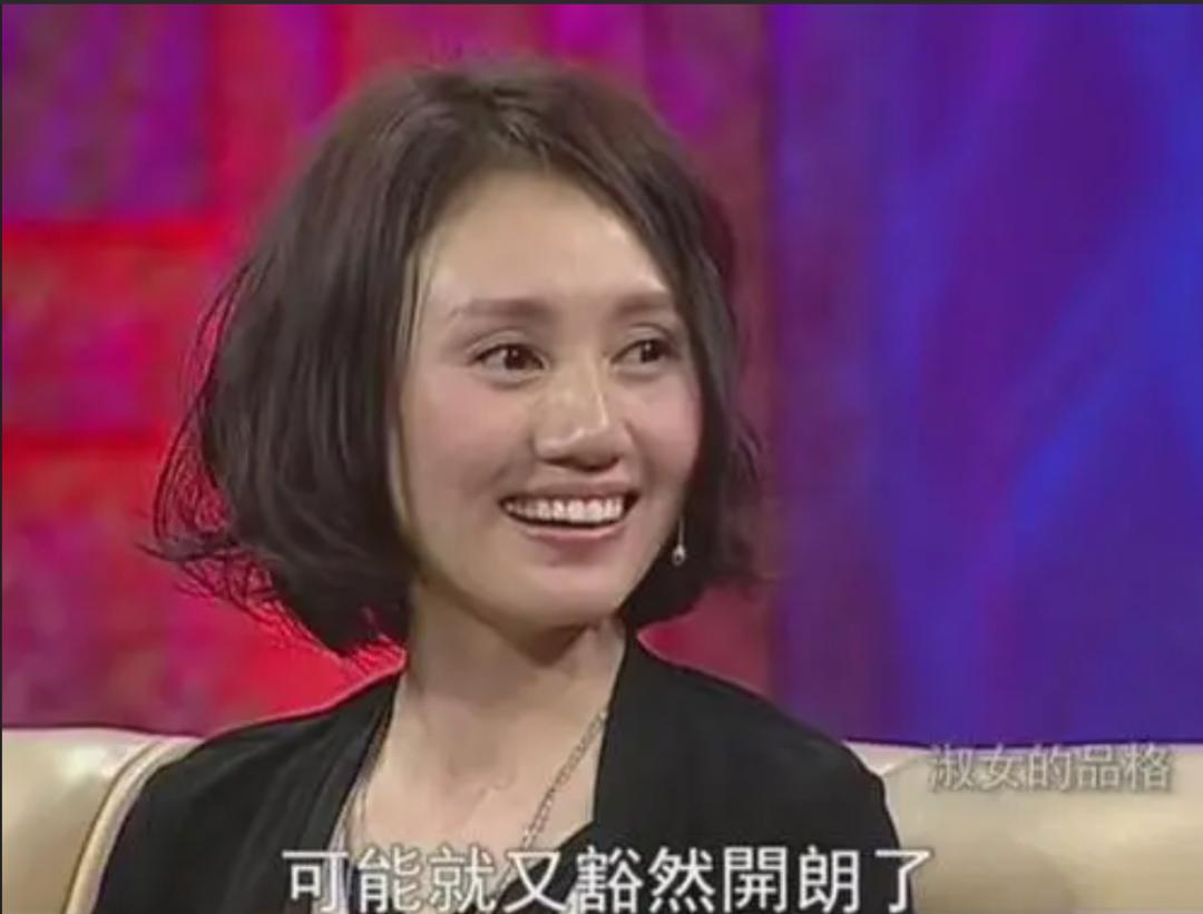 袁泉6根钢钉,袁泉走红毯打了多少明星的脸