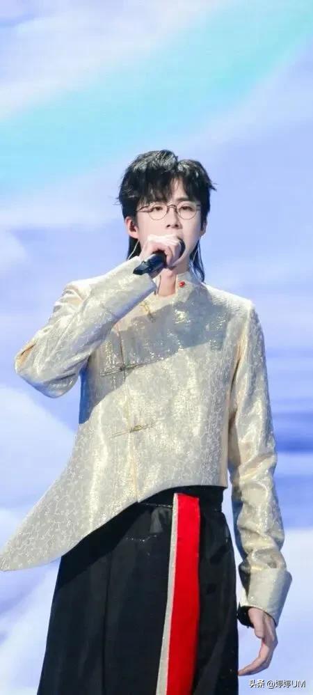 霍雨浩图片超帅高清壁纸,超级惊艳的男明星壁纸