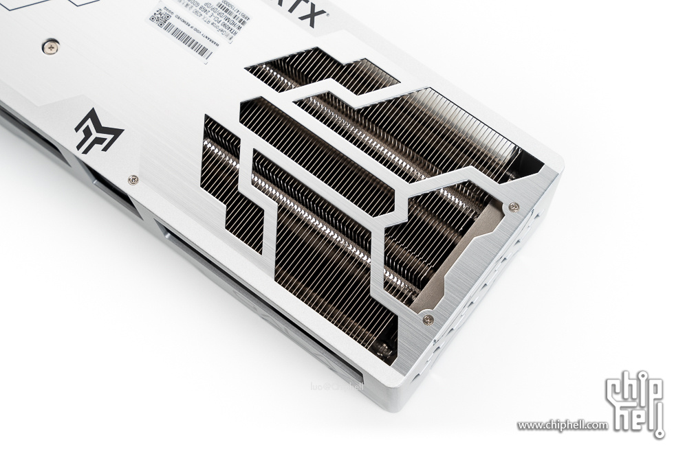 华硕tufgaminggt502弹药库白色,华硕gt502机箱黑橙搭配