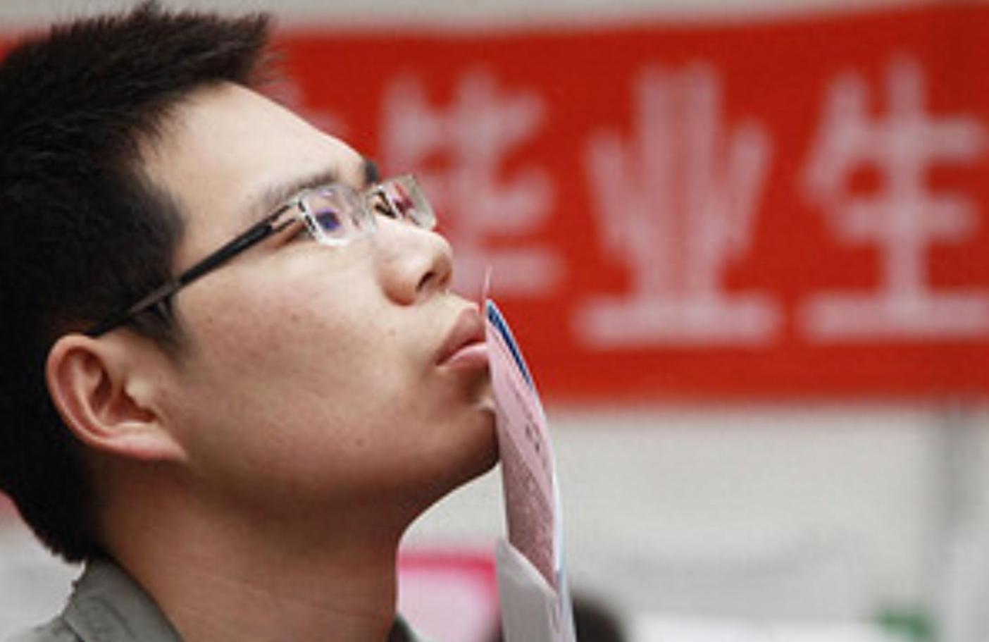 3年前，听妈话婚姻AA，3年后，他攒了12万，我买电脑还得分期