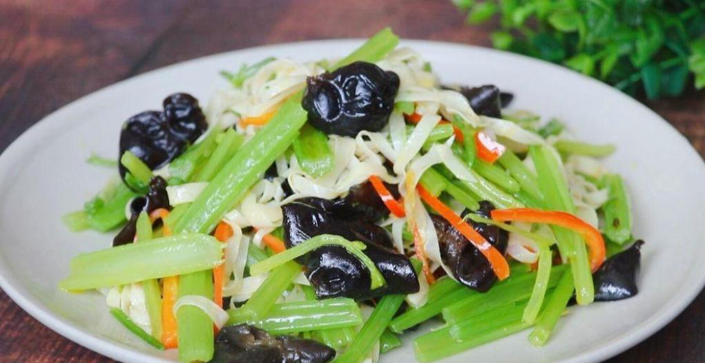 肝脏不好吃什么水果和蔬菜养肝,肝病患者春季就吃七种蔬菜养肝