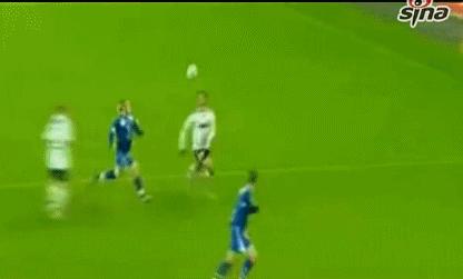 足球过人招式小学生,篮球和足球哪个过人招式多