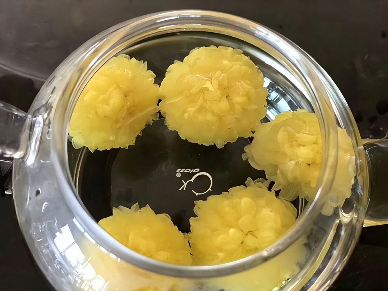 有几种人不适合喝菊花茶,什么人不适宜喝菊花茶