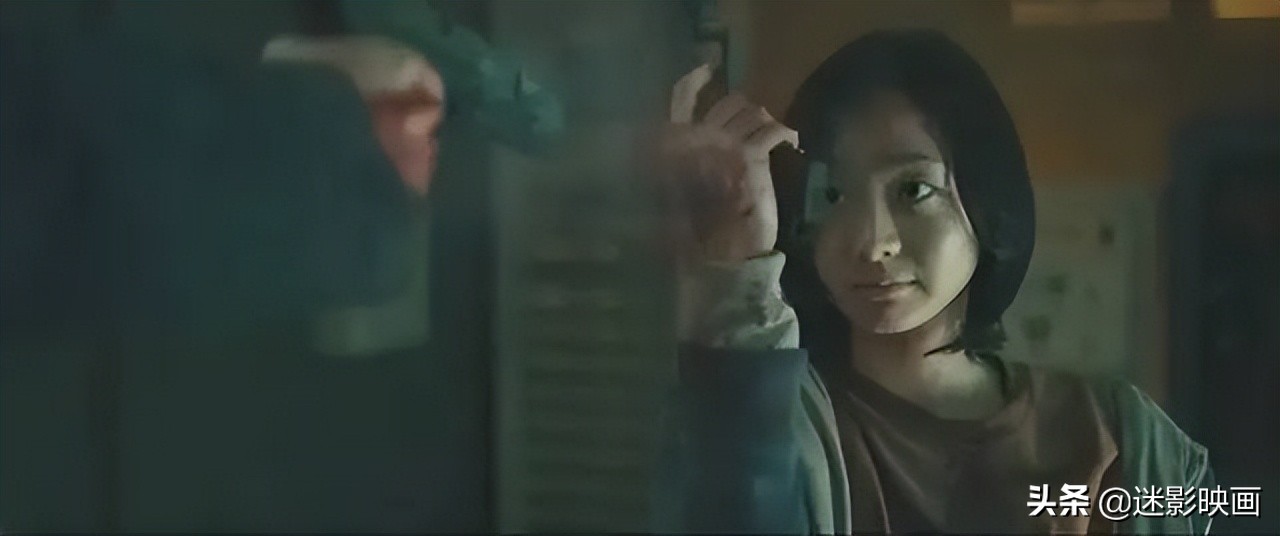 时隔四年才等来续集,韩国R级动作*片爽**,尺度够生猛,只能网盘见