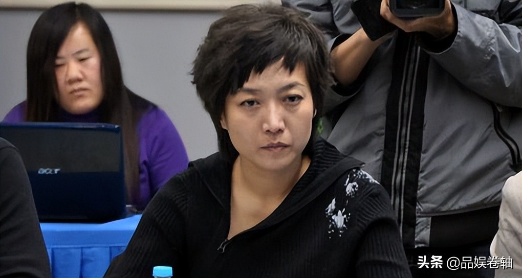 贺红梅康辉唱歌,年轻的朋友来相会贺红梅康辉