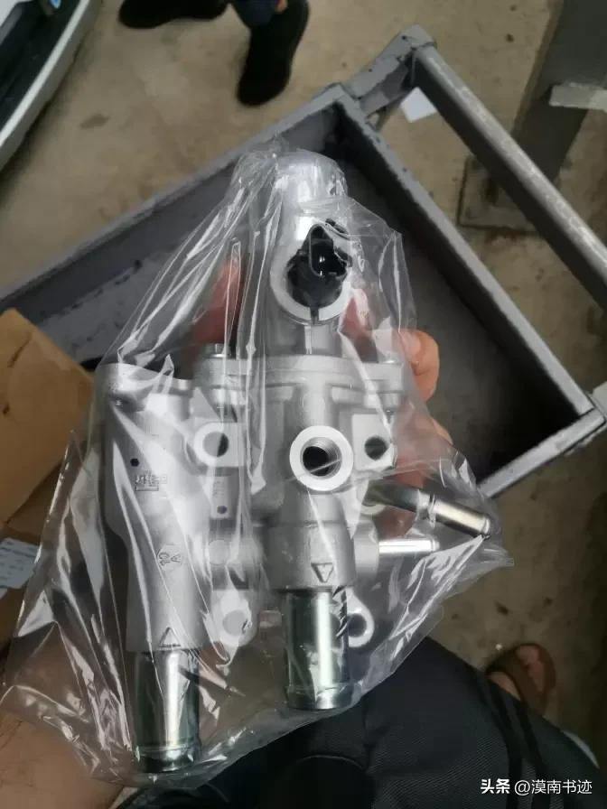 2015别克昂科拉故障灯,别克昂科拉发动机故障灯p0016