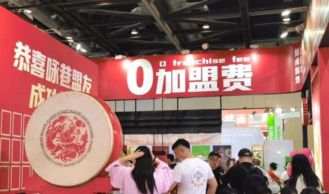 最新餐饮加盟哪家强,近期餐饮加盟店最火爆的项目