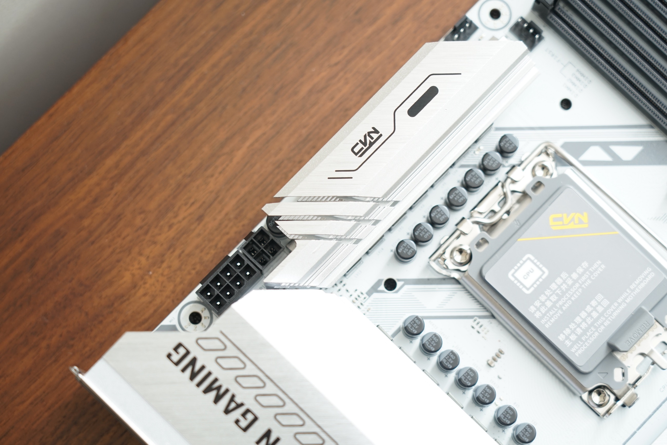 2000到3000元纯白海景房电脑配置,1800预算组装海景房电脑配置推荐