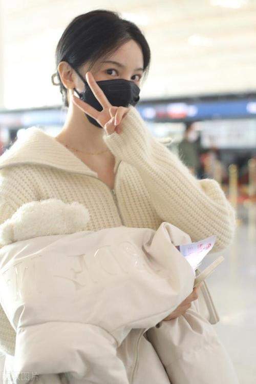 陈小纭整容前演过什么电视剧,演员陈小纭现状