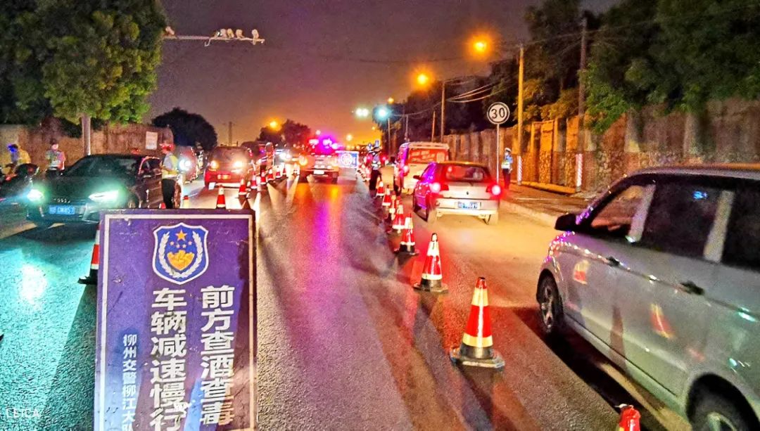 中秋送点什么好？交警蜀黍的这份“礼包”人人都需要！