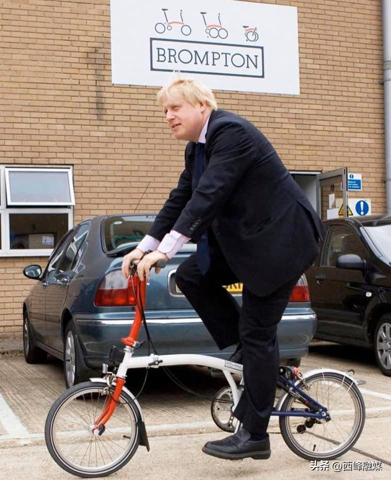 靠卖萌,年赚6亿!这个“大玩具”,掏空*男猛**钱包