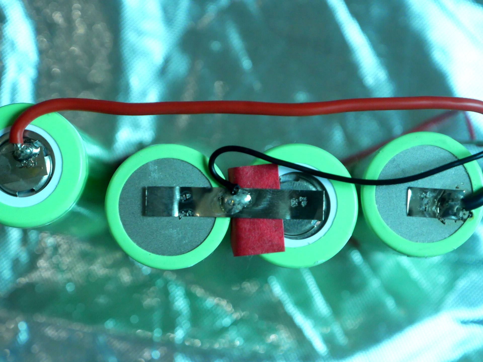 笔记本电脑充电器拆解,benks磁吸充电宝5000毫安拆解