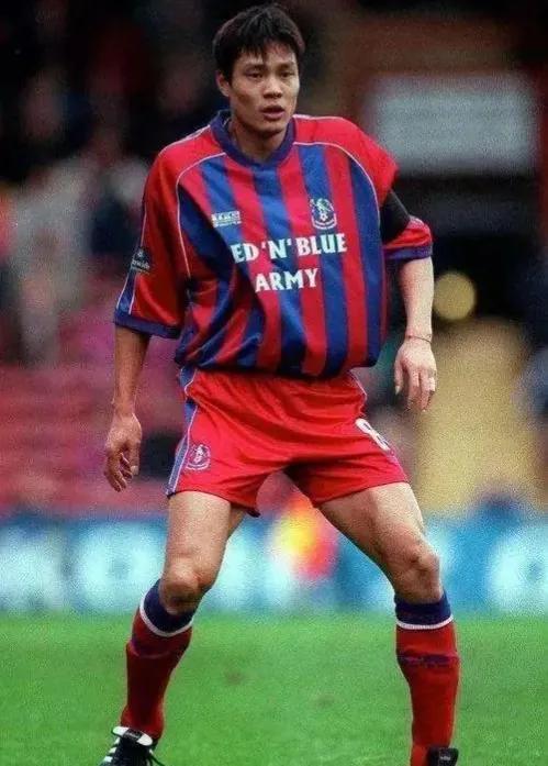 帮助中国打进世界杯的守门员,2002年带领中国足球队进入世界杯