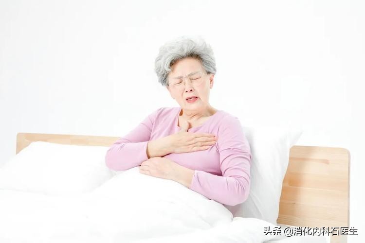 90岁老人心梗介入治疗危险吗,老人急性心梗手术