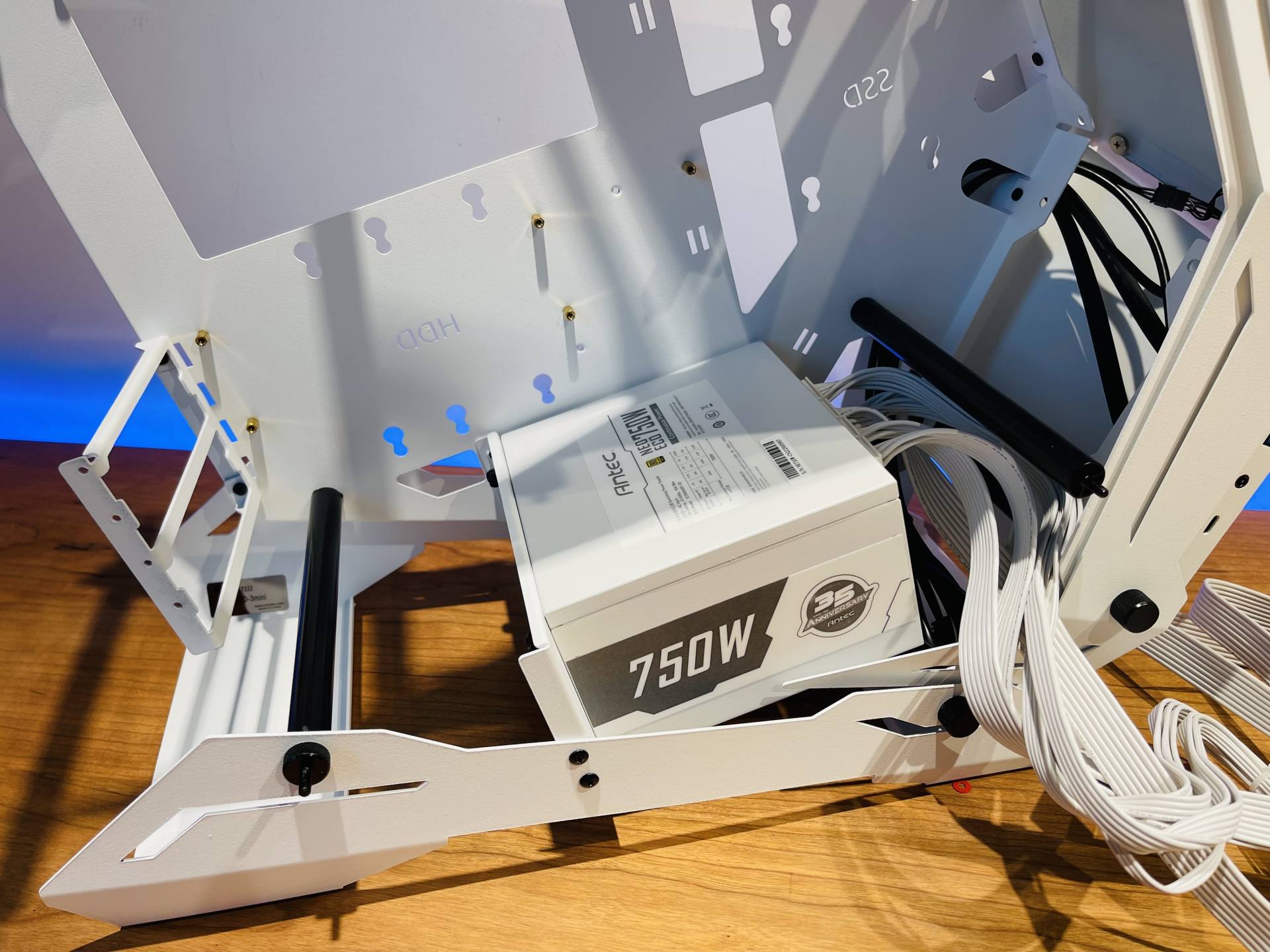 从零开始组装一台游戏主机,2500元如何组装一台全新游戏主机