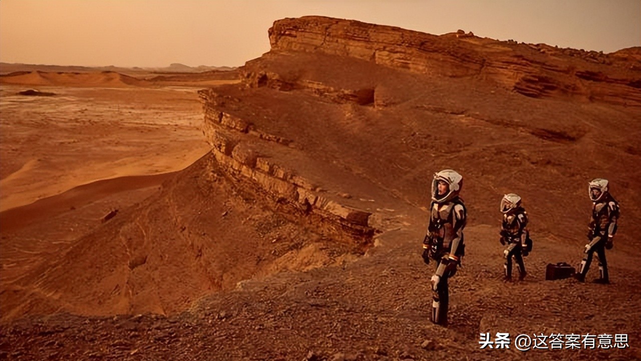 美国人自称穿越到3812年的火星:只有中国人在那里生活、工作