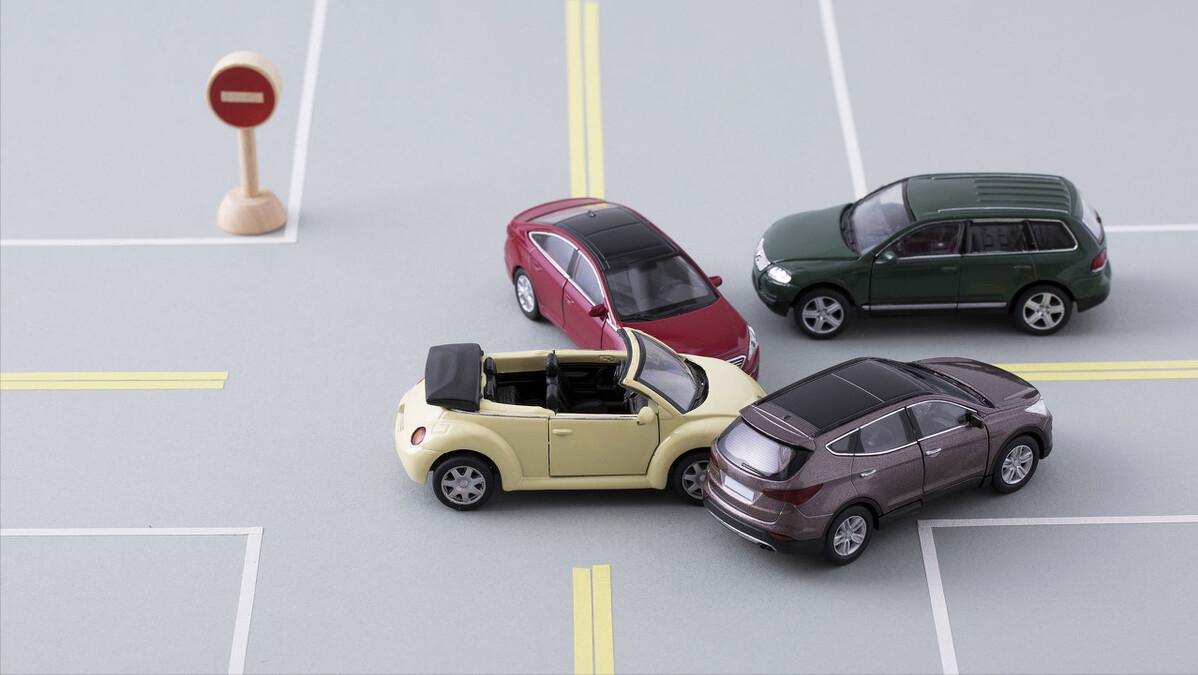 汽车贴膜施工需要注意什么,汽车贴膜注意事项和建议