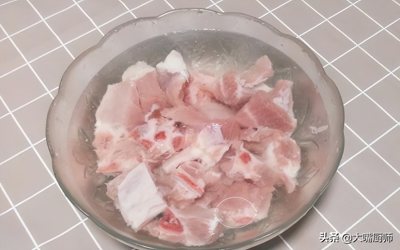 做排骨如何去腥,做排骨焯水用什么料酒