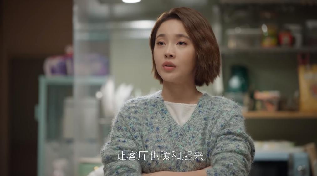 姐妹互扯头花啥意思 (男团互扯头花)