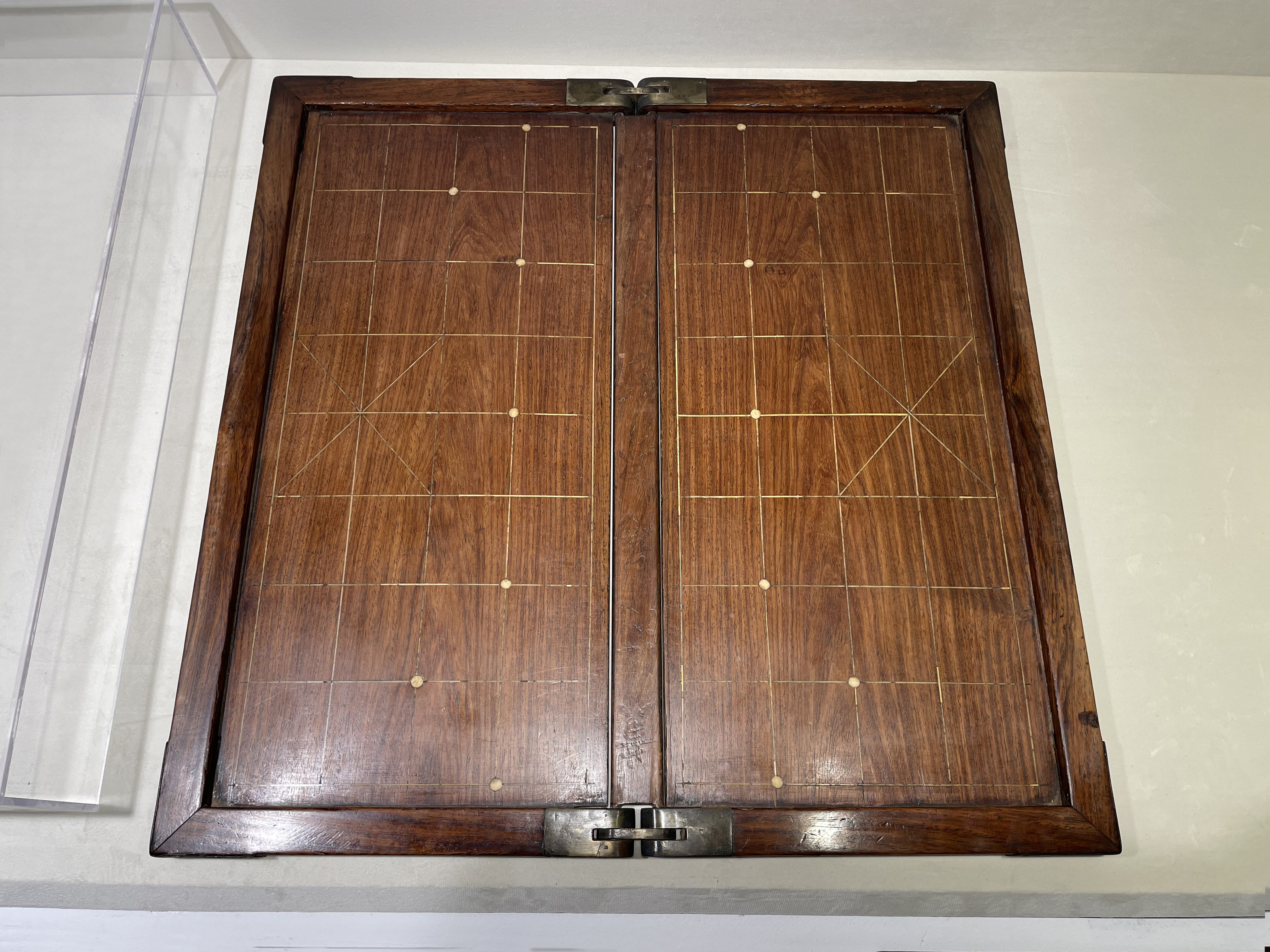 2024年黄花梨棋盘拍卖价格,黄花梨老盘子拍卖价格