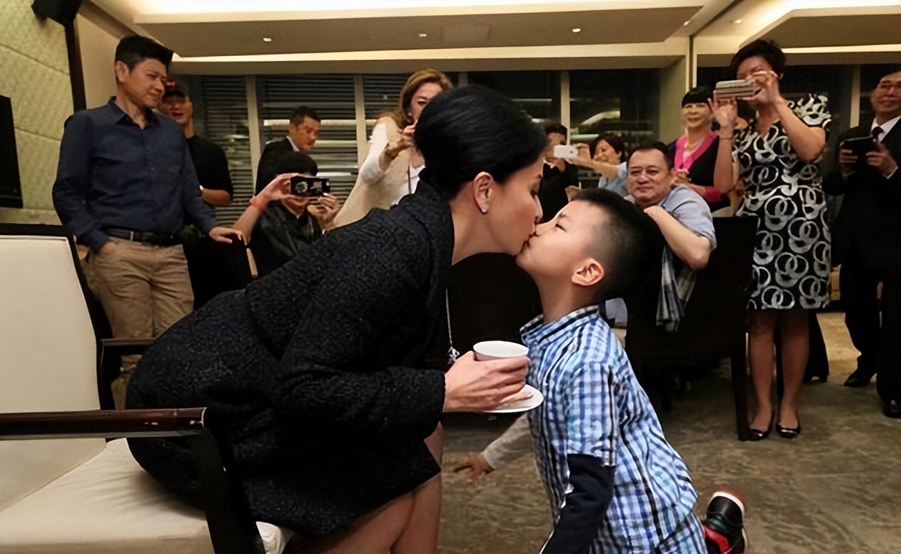 刘嘉玲被绑架后的结局,刘嘉玲当年是怎么被绑架的