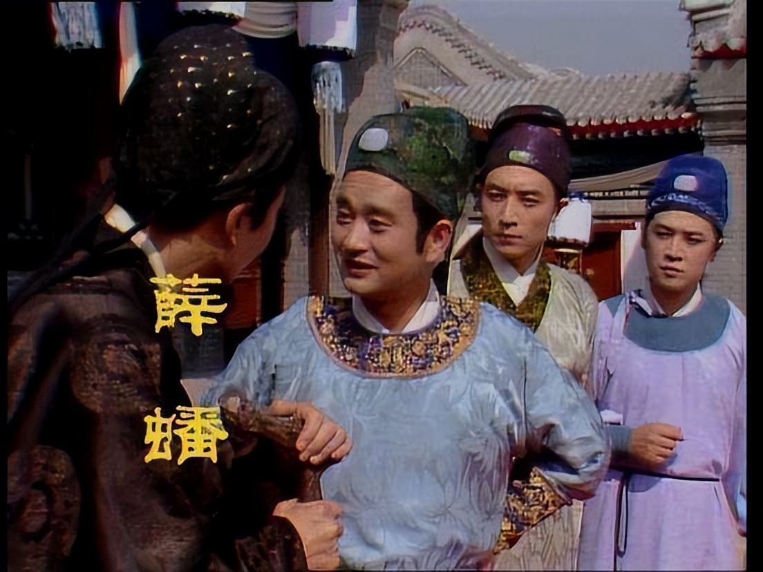 荣国府比宁国府强在哪里？为啥满纸都是二爷？贾府续弦为啥那么多