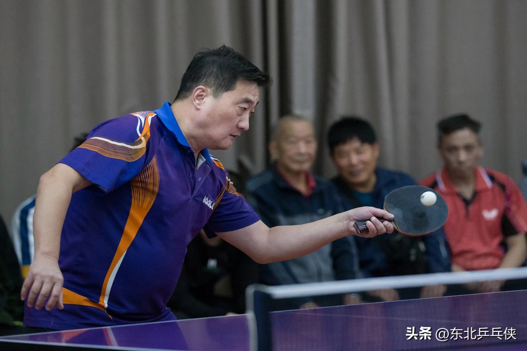 乒乓球拍初学者如何选择,乒乓球拍初学者该怎么选