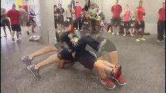 双人体能竞赛游戏,体能训练集体小游戏