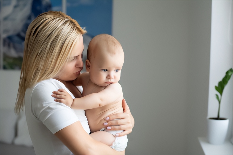 哺乳期为什么乳房疼呢,哺乳乳房疼痛是怎么导致的