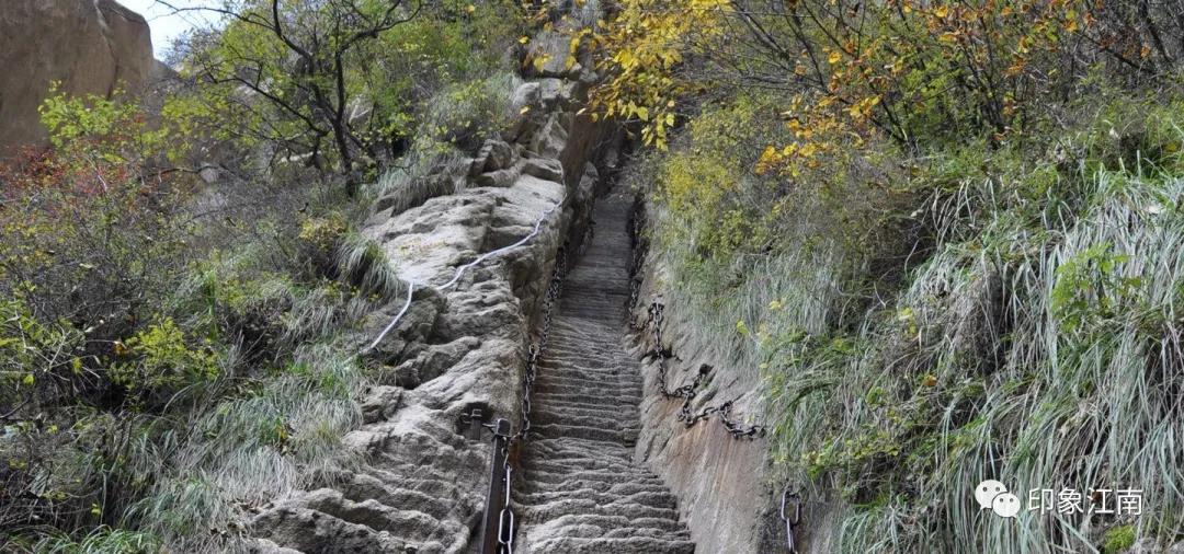 登华山攻略爬华山的最佳路线,华山西上西下爬华山攻略