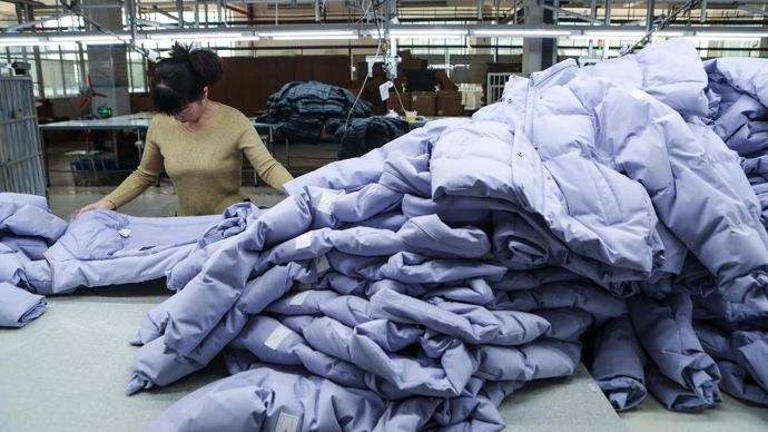 羽绒服7000元国产,羽绒服7000元打折后499元