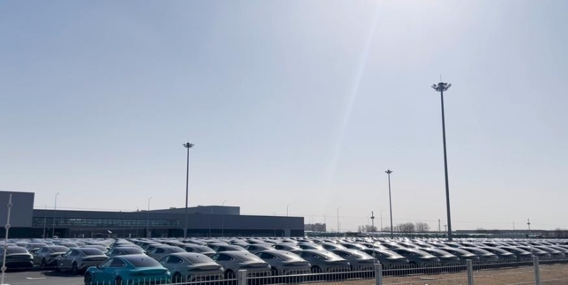 小米汽车新工厂最新动态,实探小米汽车深圳店