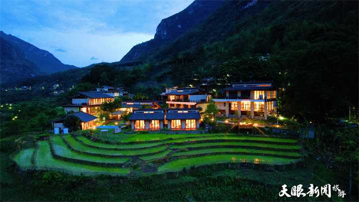 枕山河峡谷野奢度假民宿团购,枕山河峡谷野奢度假民宿温泉
