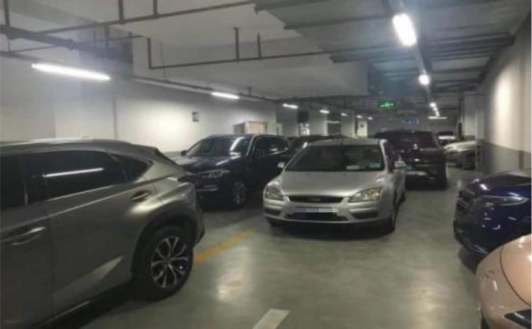 调研手记丨职工停车整体外移，闵行区中心医院停车难有望缓解