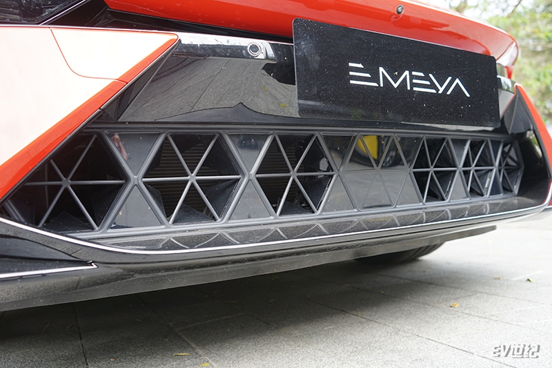 沉浸体验路特斯eletre,试驾路特斯入门版