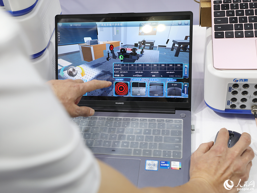 机器人仿真模拟实训,仿真机器人实验室