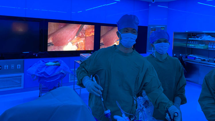 肚子疼很严重有可能是什么病,肚子痛可能是吃坏了东西如何处理