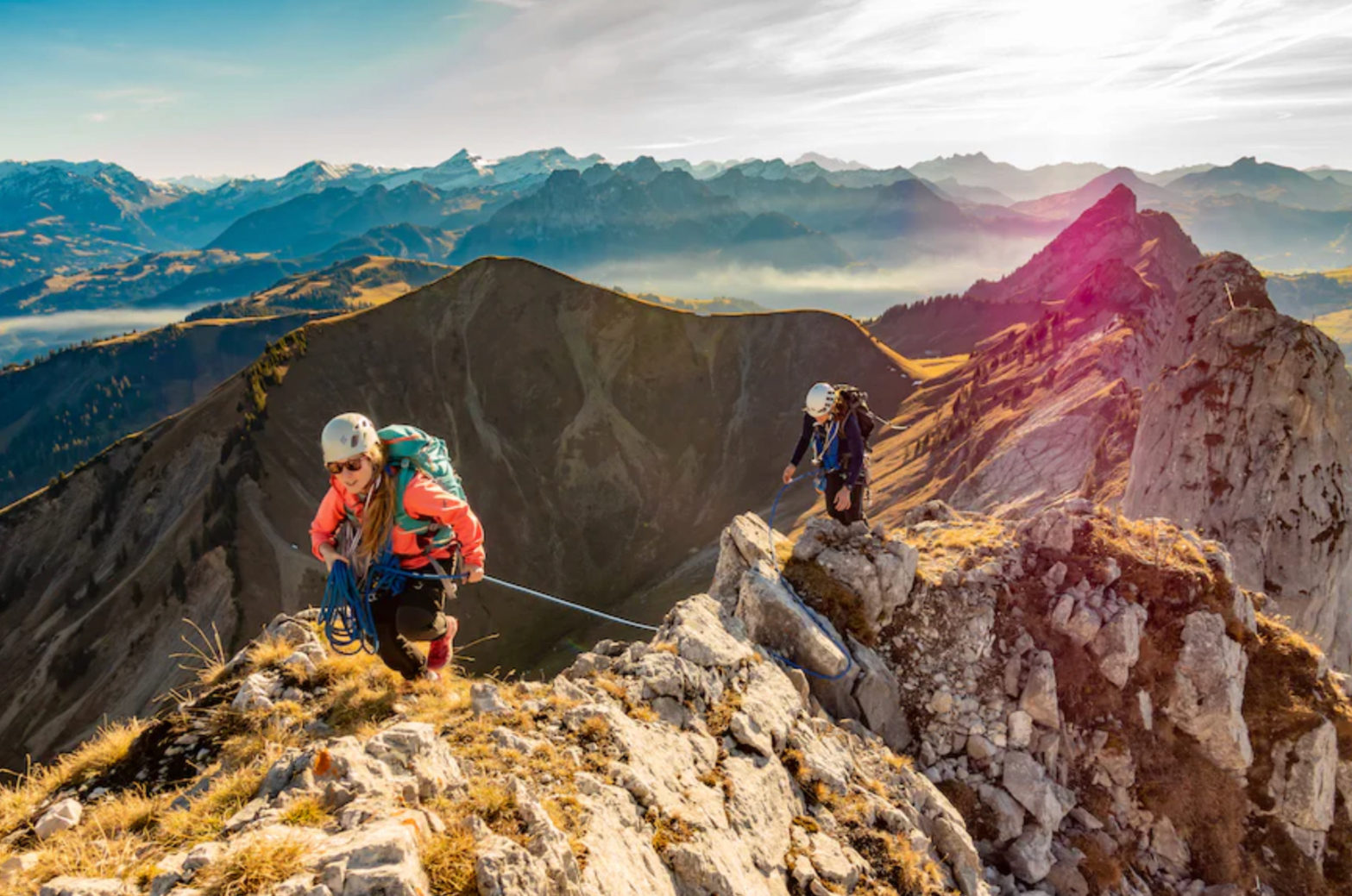 品牌户外运动冲锋衣清仓,户外冲锋衣经常断货