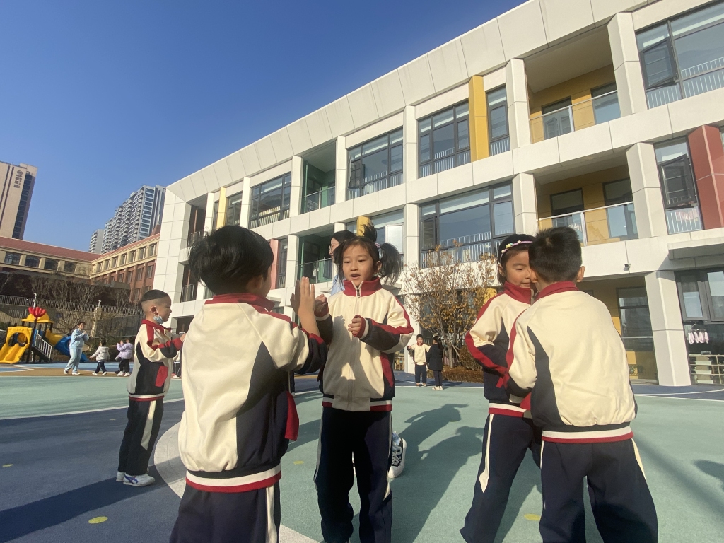新建和改扩建一批学校,我区新改扩建学校取得新进展