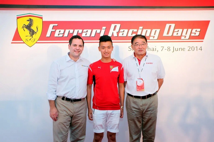 中国f1第一人周冠宇开什么f1车,f1中国车手周冠宇比赛视频