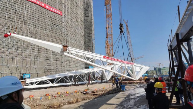 苏州昆山足球场建设,昆山足球场什么时候完工