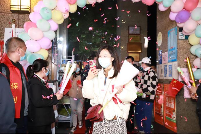 保利百合花园封控,保利百合花园封闭了几次