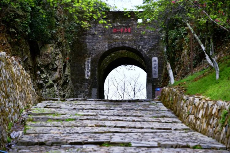 广东唯一能看到雪的地方,最靠近广东会下雪的城市