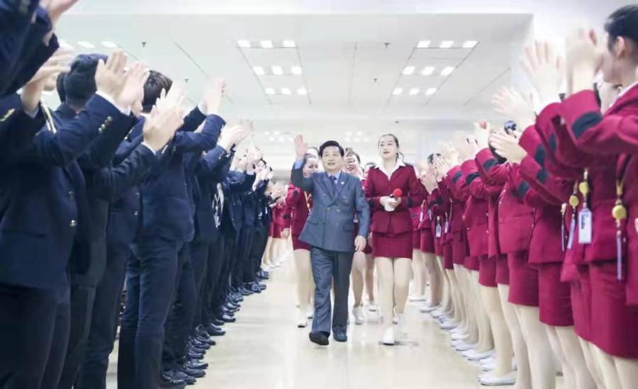 上海文峰称“老板肯定不教课“，还在招生想学可以直接过来