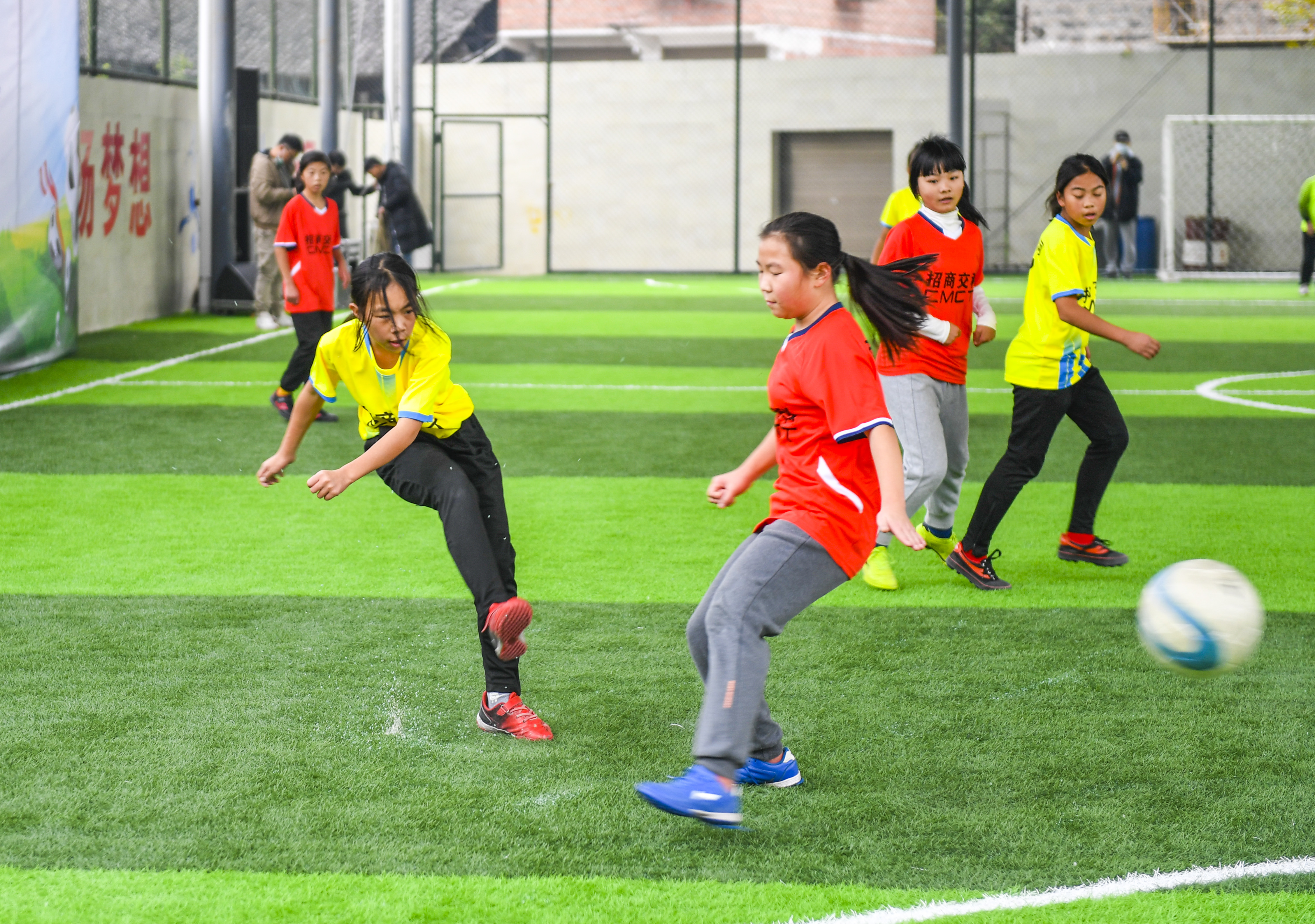 石柱体育馆2020小学女子足球比赛,石柱三河小学女足