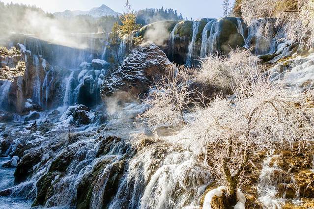 冬日梦幻童话九寨沟12月出发,九寨沟翠海蓝冰
