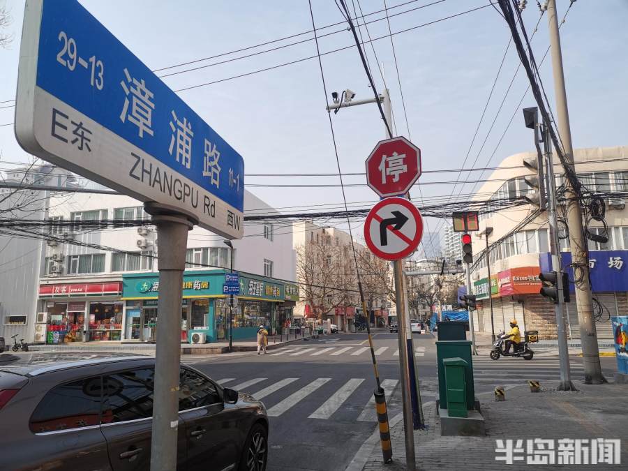 注意：这条美食街部分路段，双向调整为北向南单行