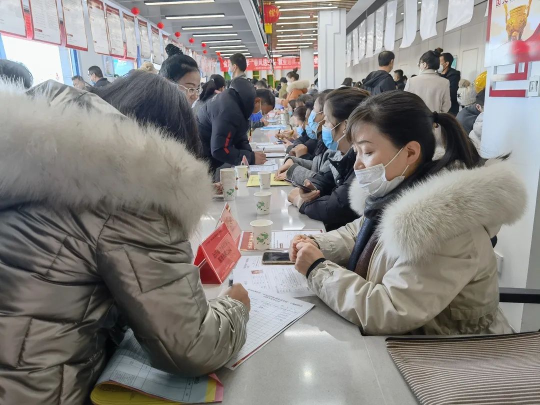 成都2024春风行动招聘会岗位表,金川下半年招聘信息